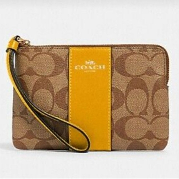 Coach Handbags - NWOT Coach Corner Zip Wristlet Signature Canvas